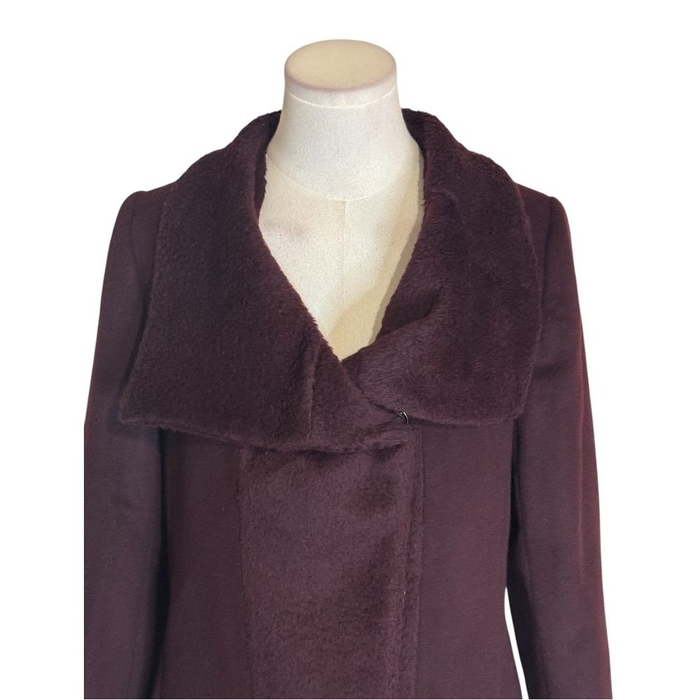 TRINA TURK Lambswool Shawl Collar Artsy Lily Coat Wine Burgundy Wool Size 4 Warm - Picture 6 of 10